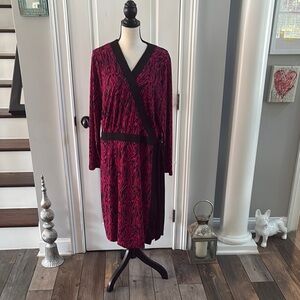 NWT Leota Kara Zebra Vivacious Pink Long Sleeve Wrap Dress